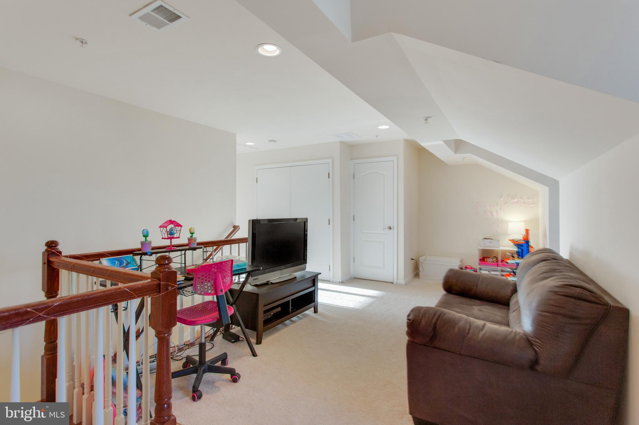 GATEWAY COMMONS - Residential