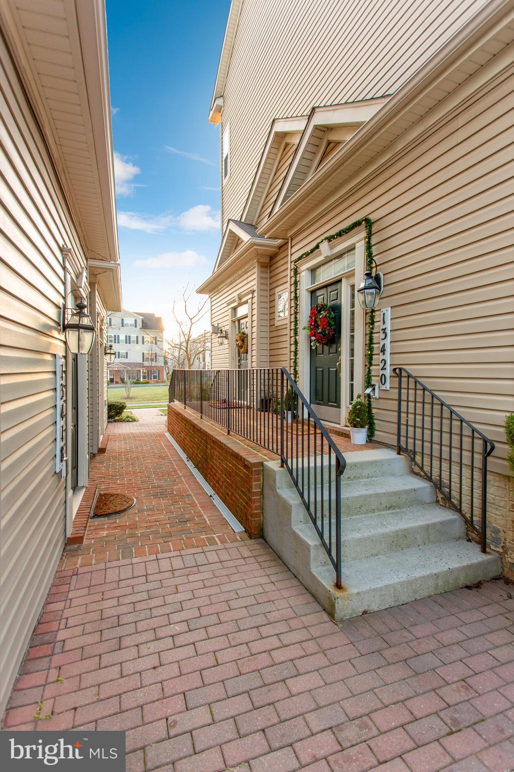 GATEWAY COMMONS - Residential