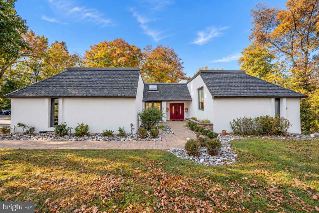 Photo of 971 Mount Eyre Road, WASHINGTON CROSSING, PA 18977 (MLS # PABU2134646)