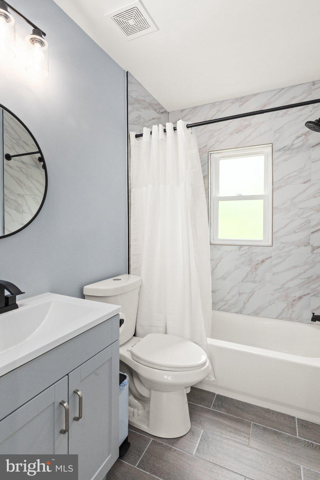 ABERDEEN HILLS - Residential