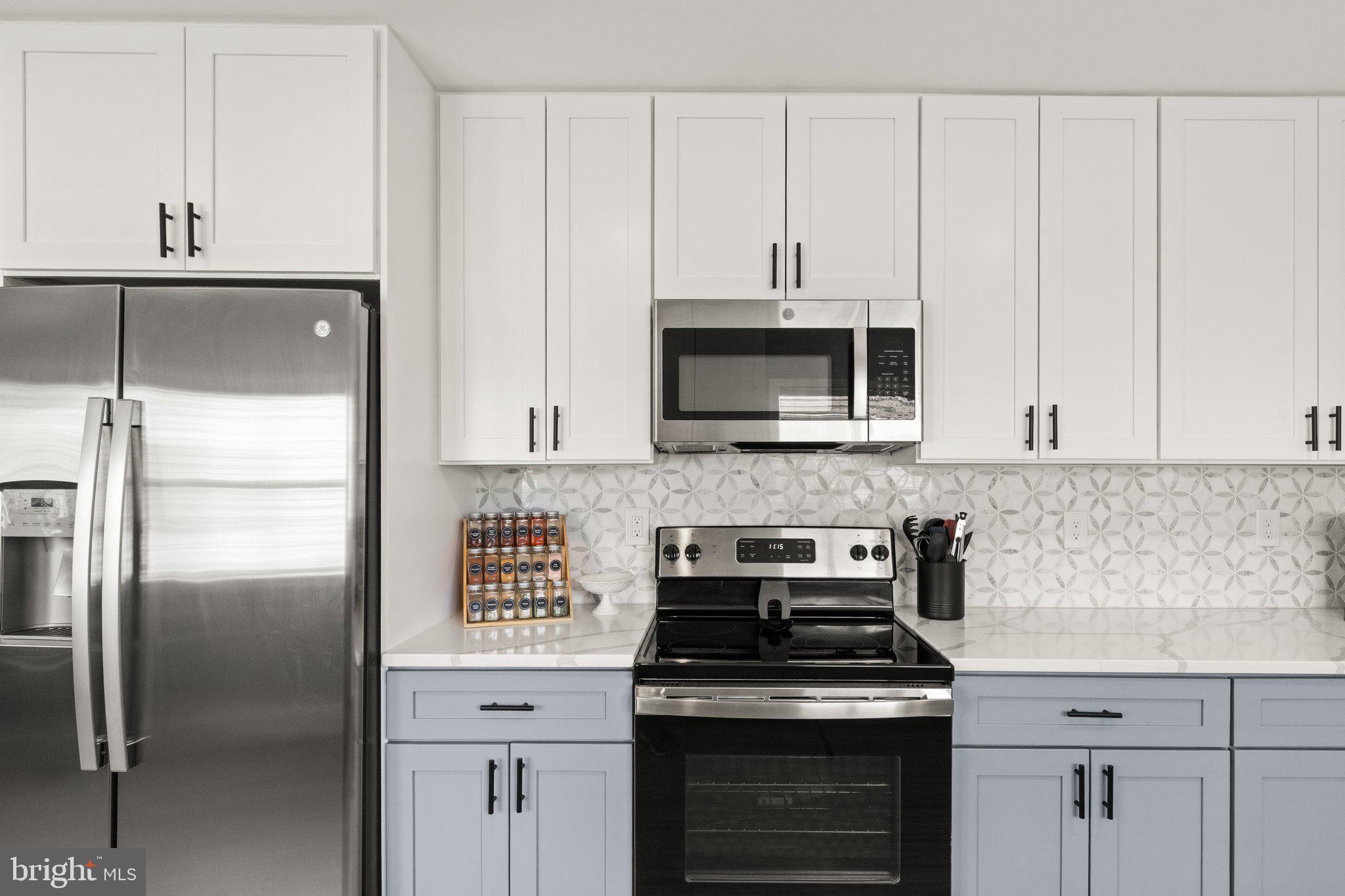 ABERDEEN HILLS - Residential