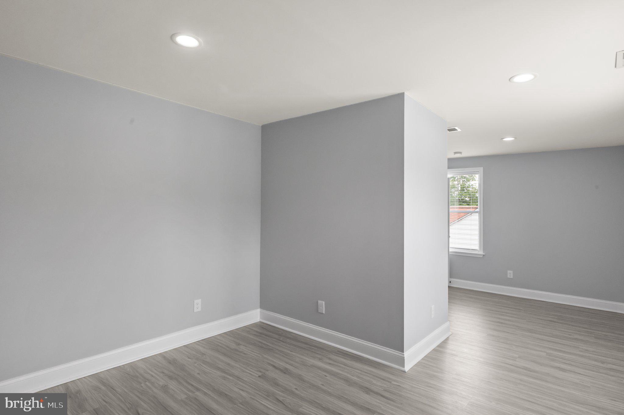 ABERDEEN HILLS - Residential