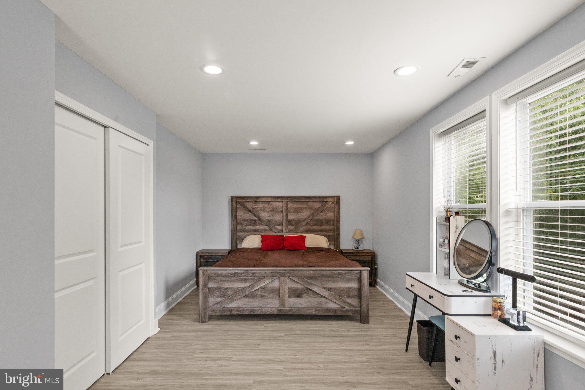 ABERDEEN HILLS - Residential