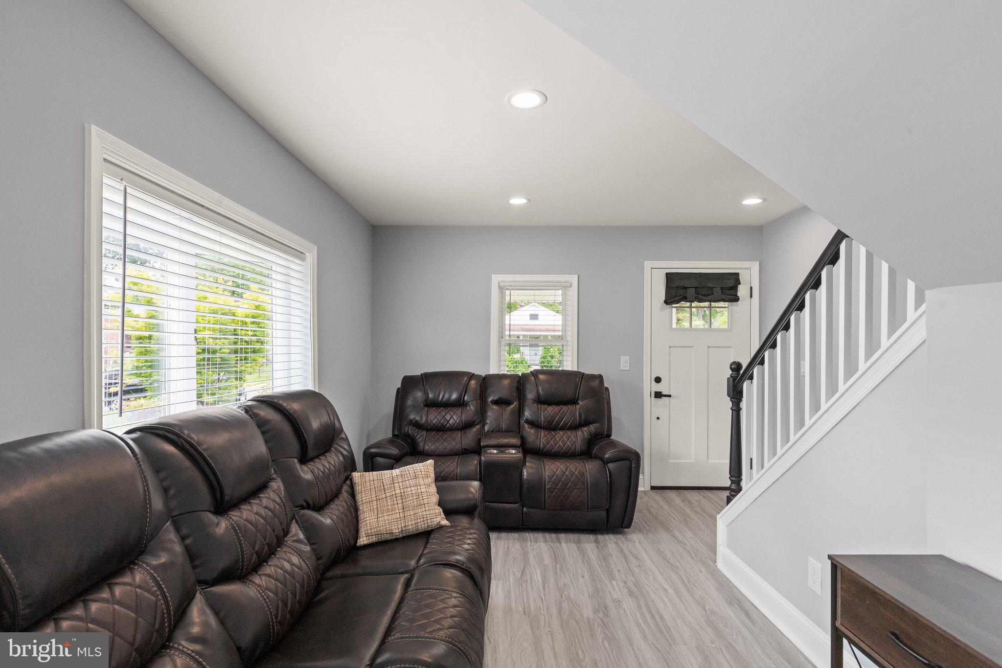 ABERDEEN HILLS - Residential