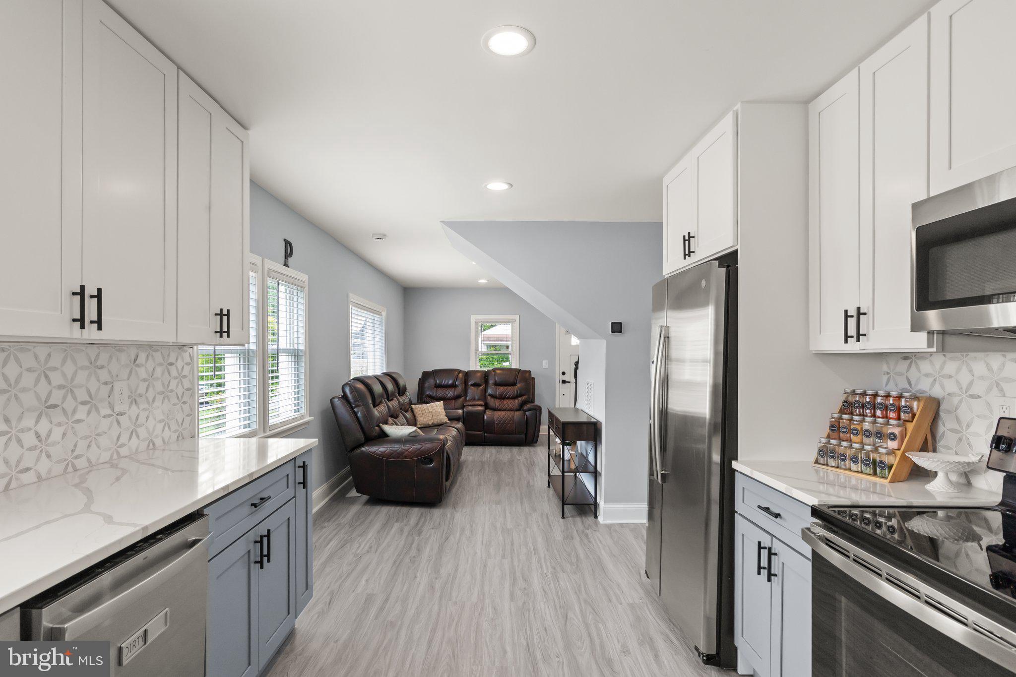 ABERDEEN HILLS - Residential