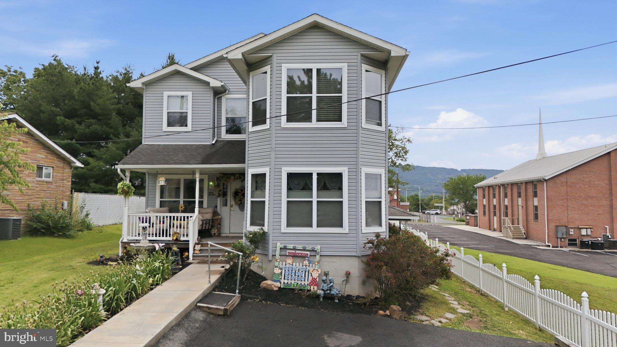 218 WEMPE DRIVE