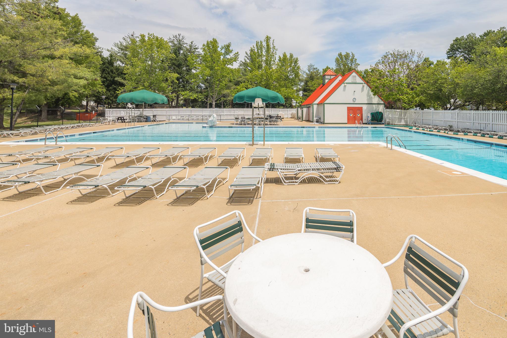 SEQUOIA FARMS - Residential