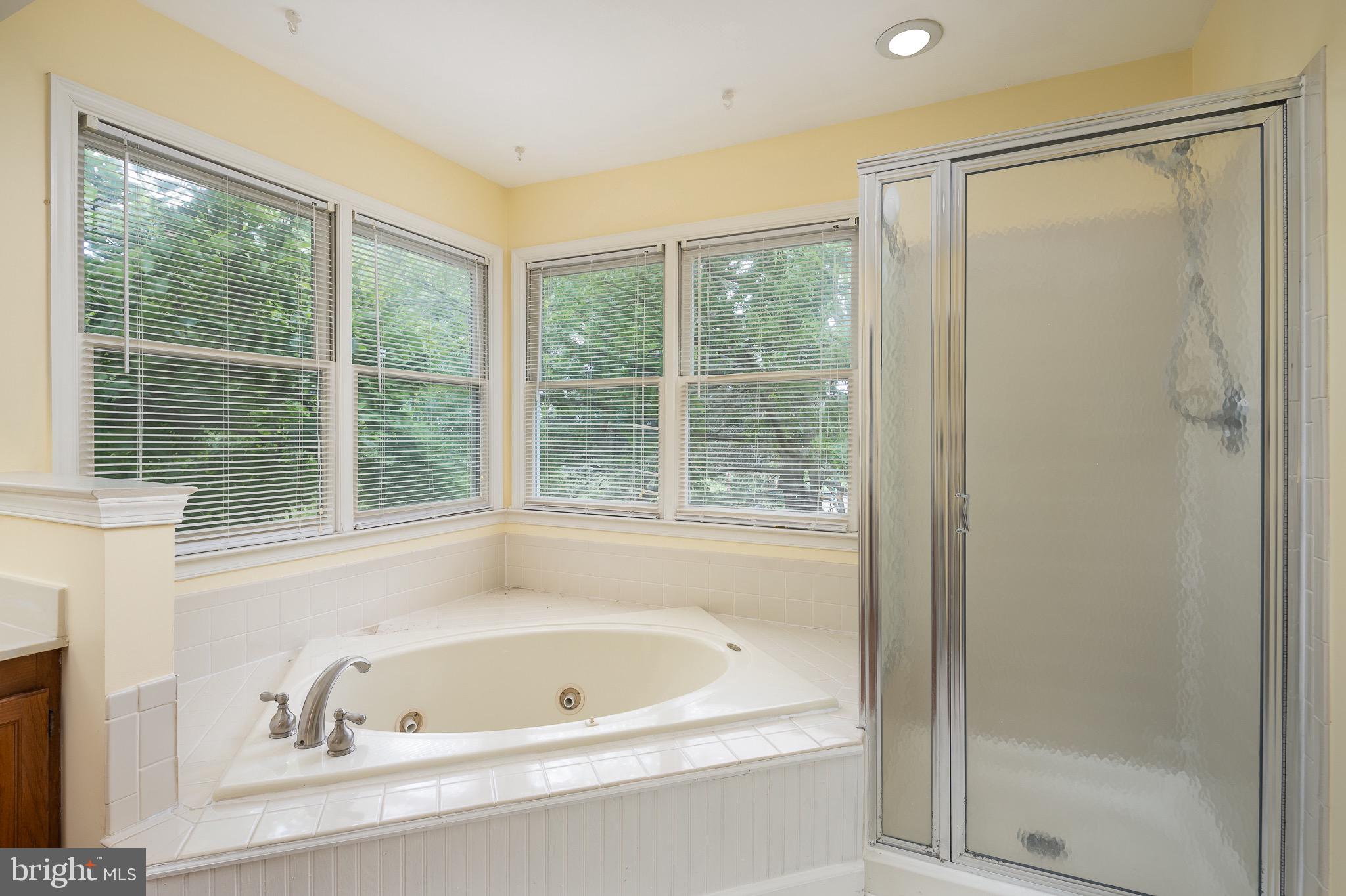 SEQUOIA FARMS - Residential