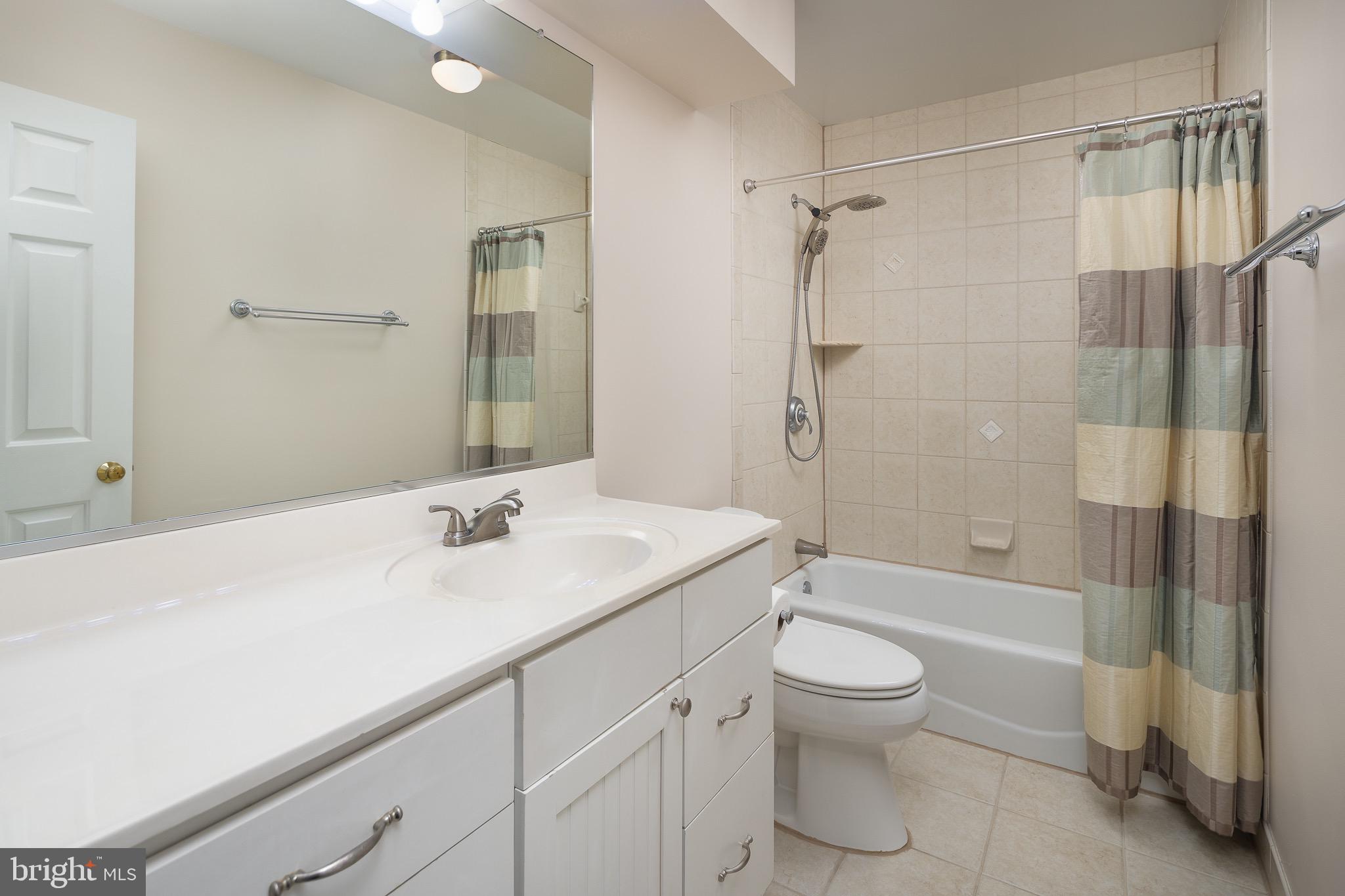 SEQUOIA FARMS - Residential