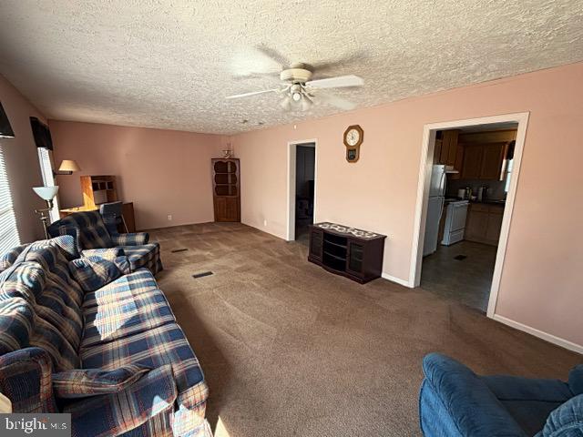 HENSELL HEIGHTS - Residential