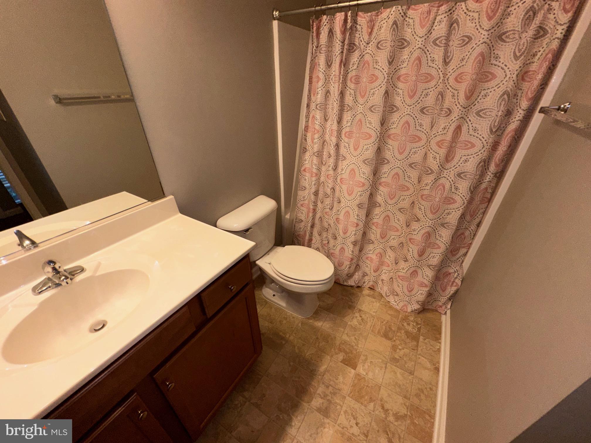 ARCHERS ROCK - Residential Lease