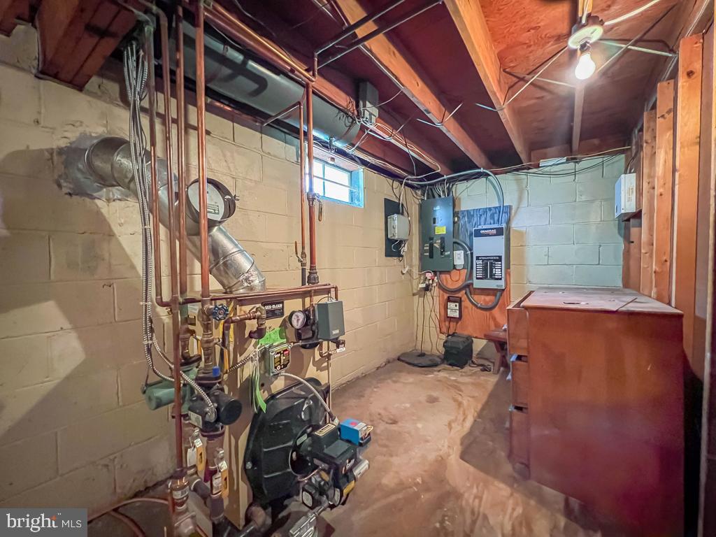 HILLWOOD TERR - Residential