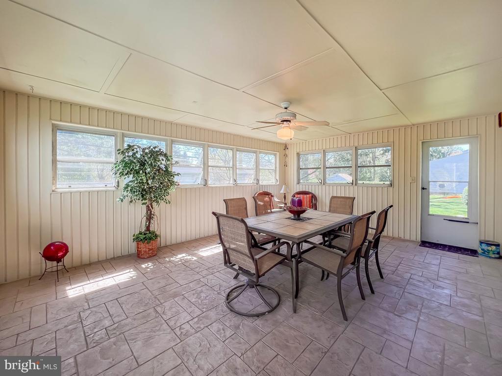 HILLWOOD TERR - Residential