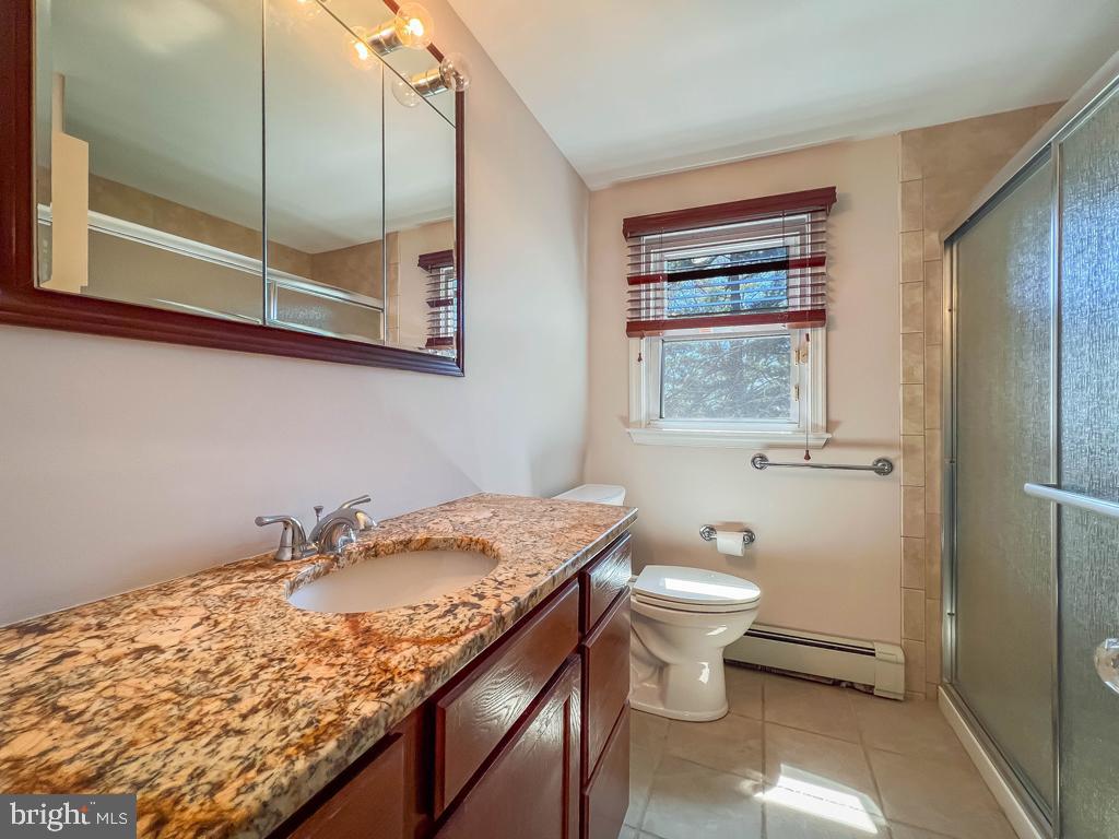 HILLWOOD TERR - Residential