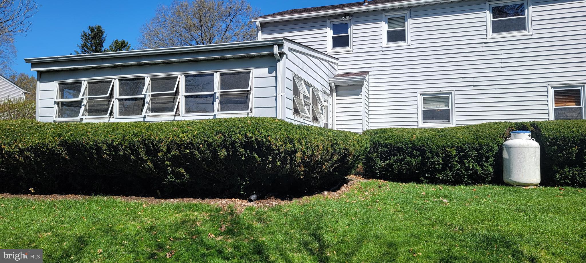 HILLWOOD TERR - Residential