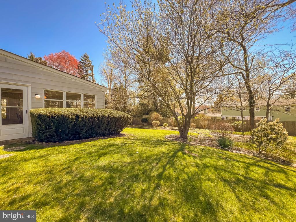 HILLWOOD TERR - Residential