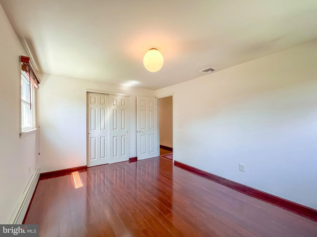 HILLWOOD TERR - Residential