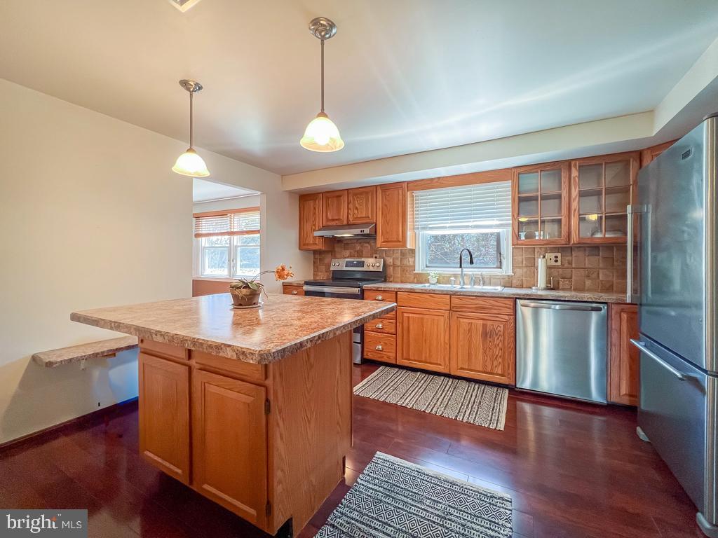 HILLWOOD TERR - Residential