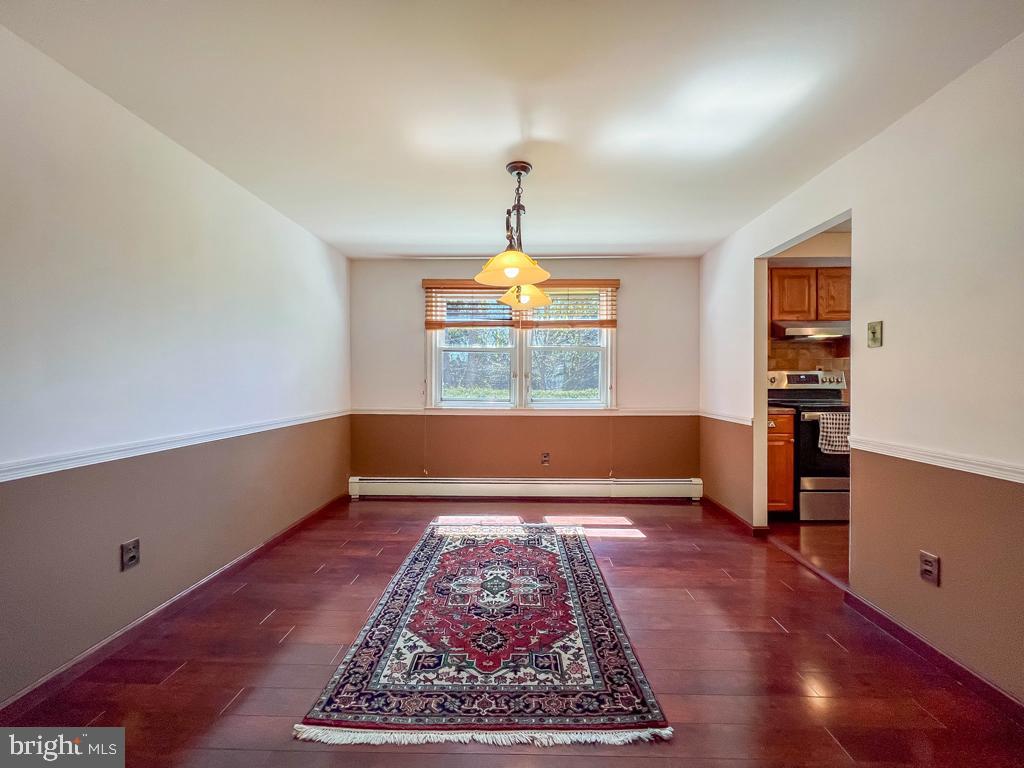 HILLWOOD TERR - Residential