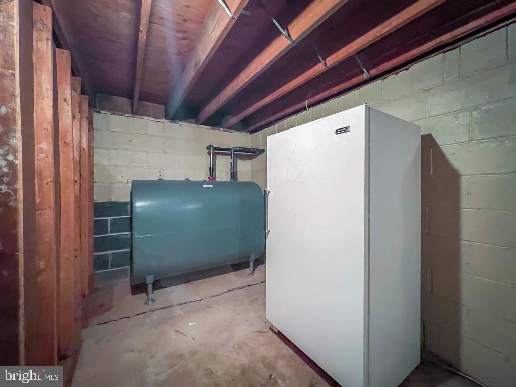 HILLWOOD TERR - Residential