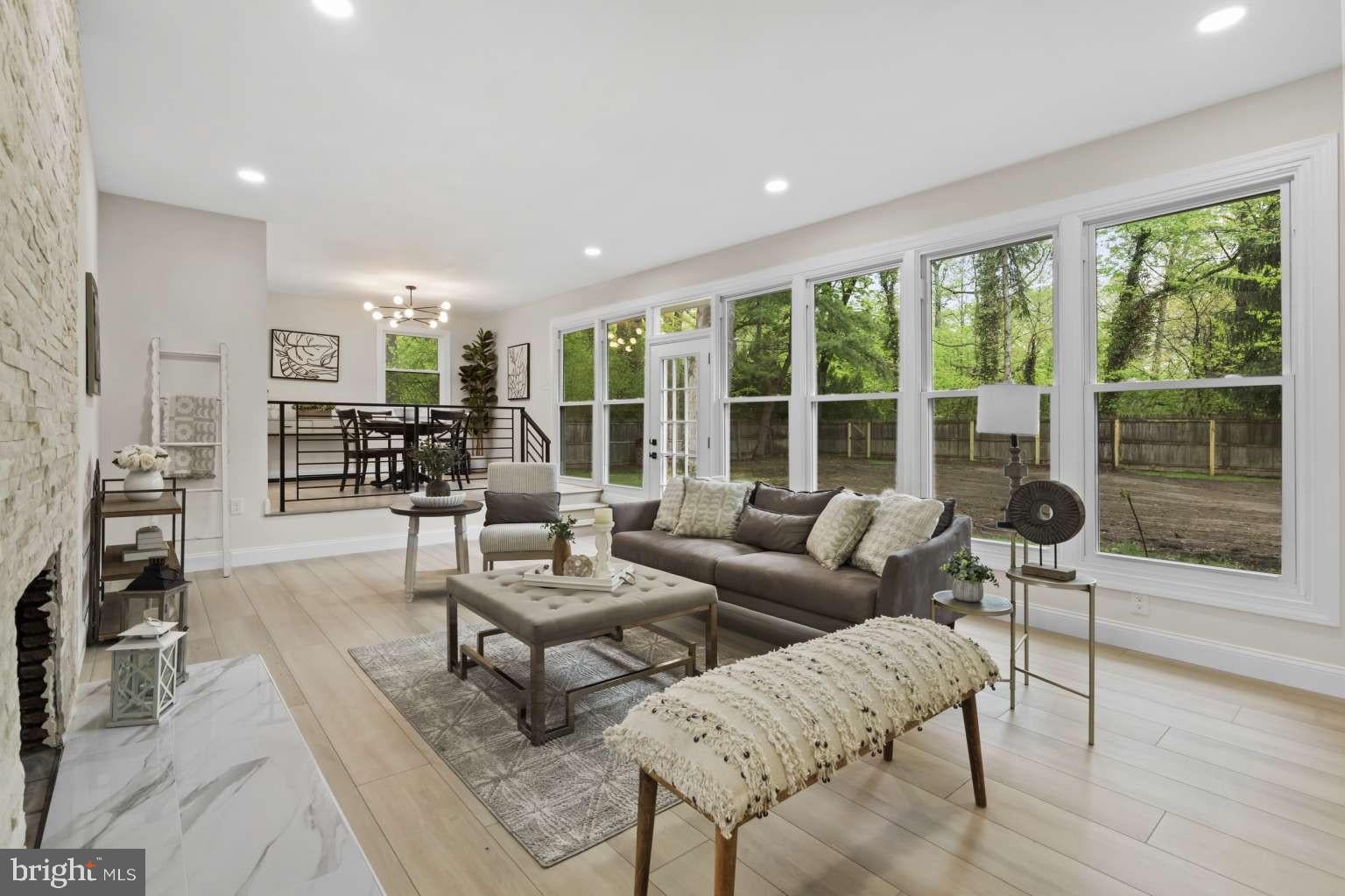 308 KENWOOD DRIVE