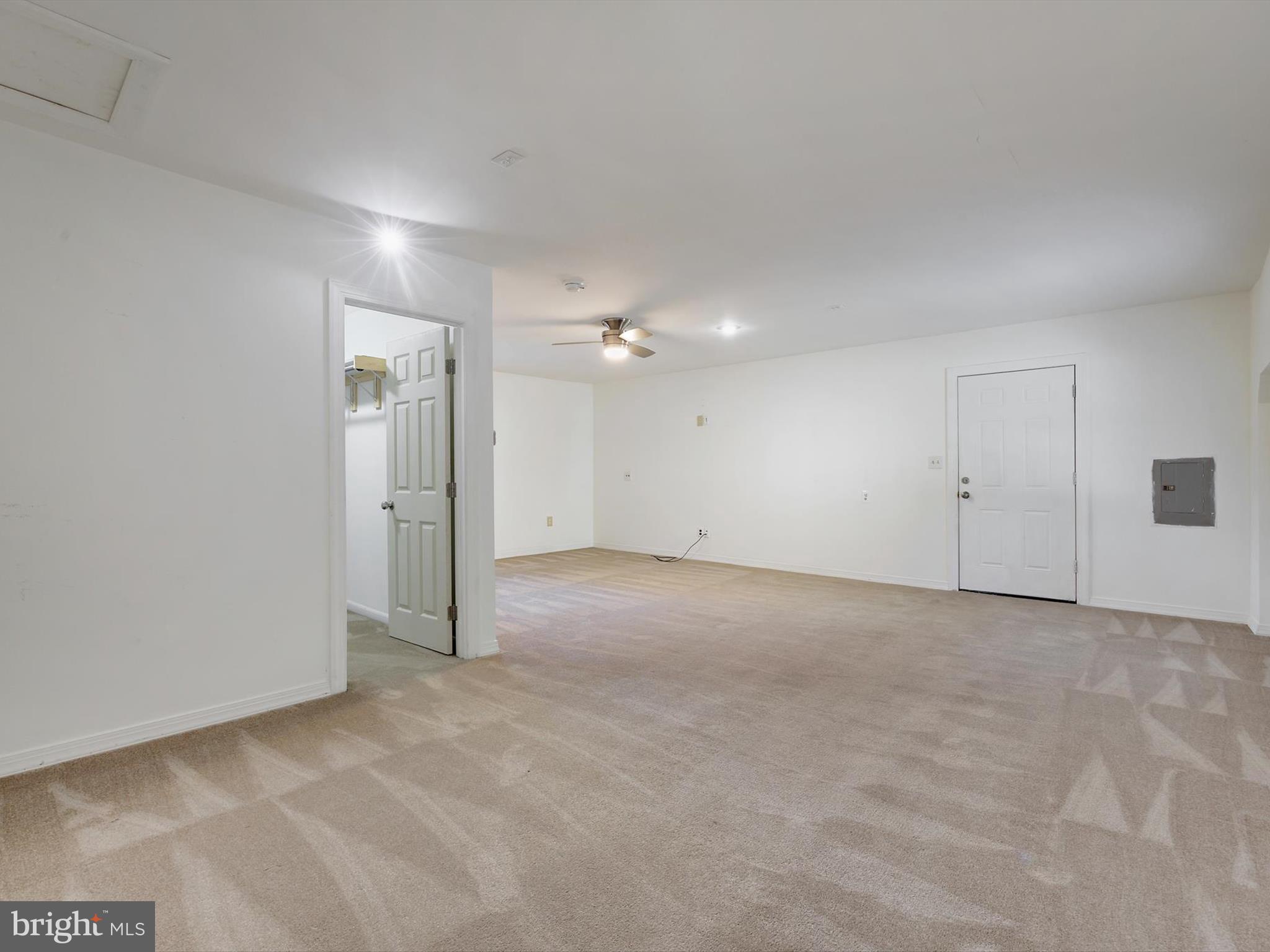 BOUNDARY CREEK - Residential