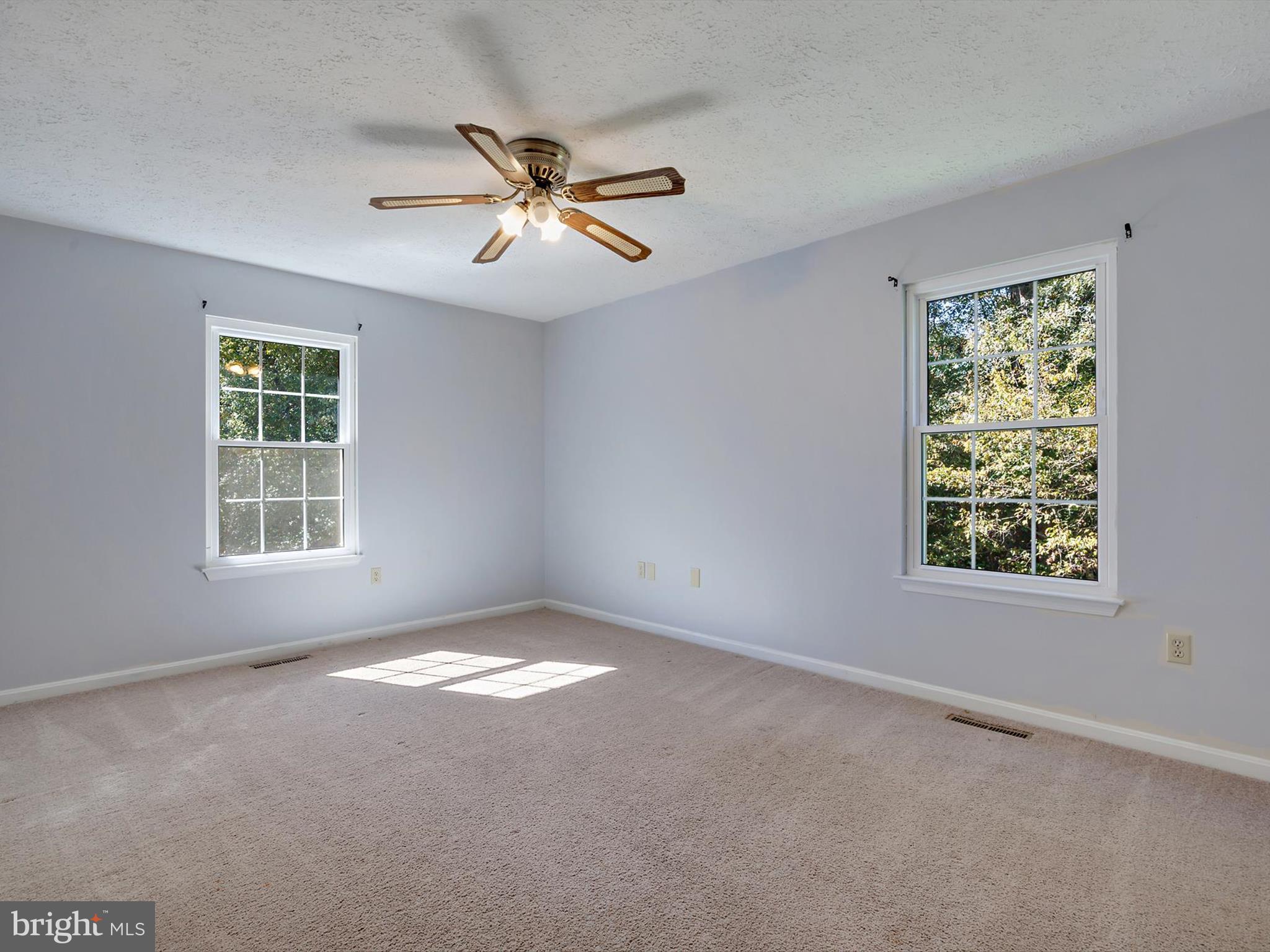 BOUNDARY CREEK - Residential