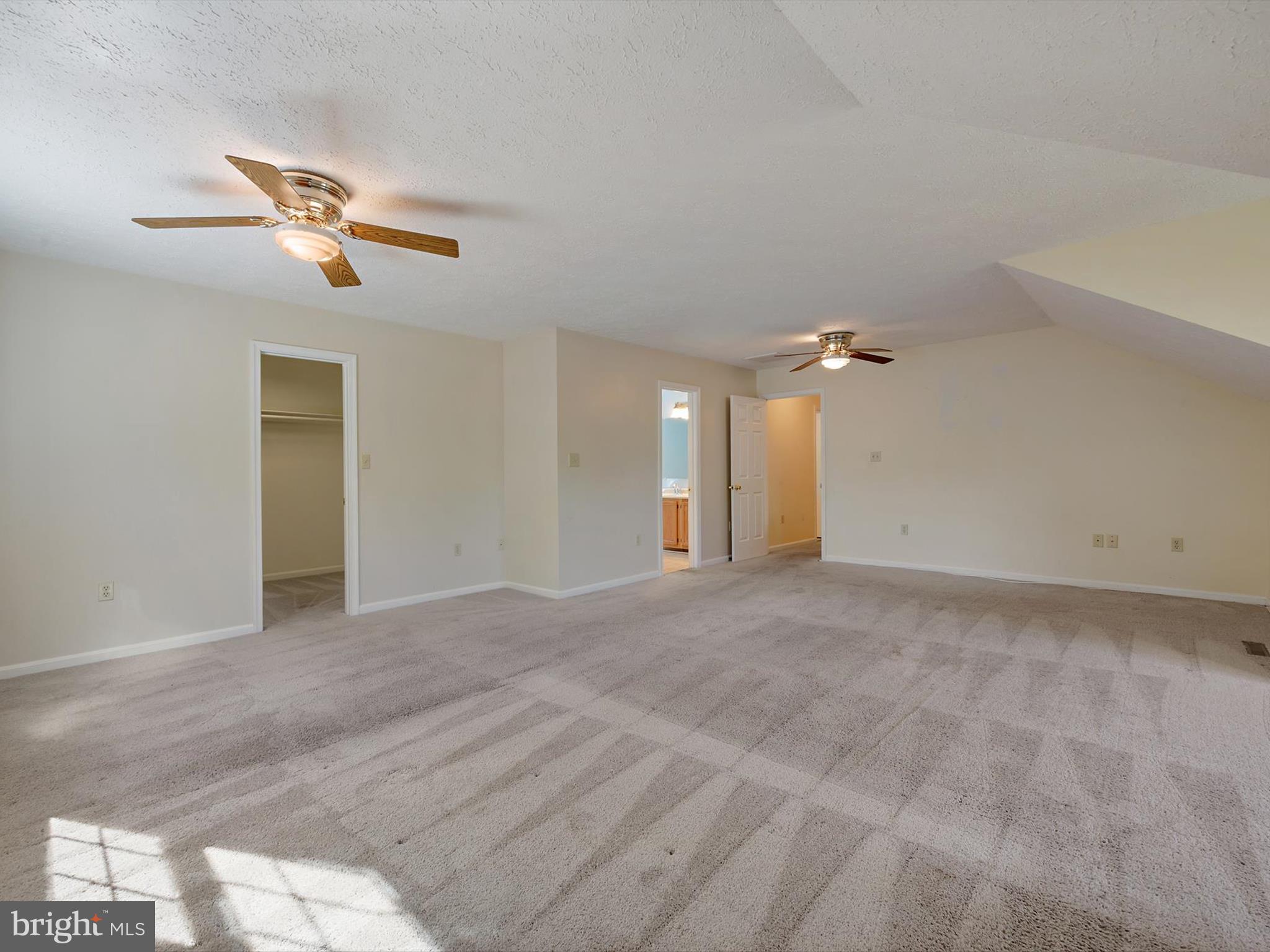 BOUNDARY CREEK - Residential