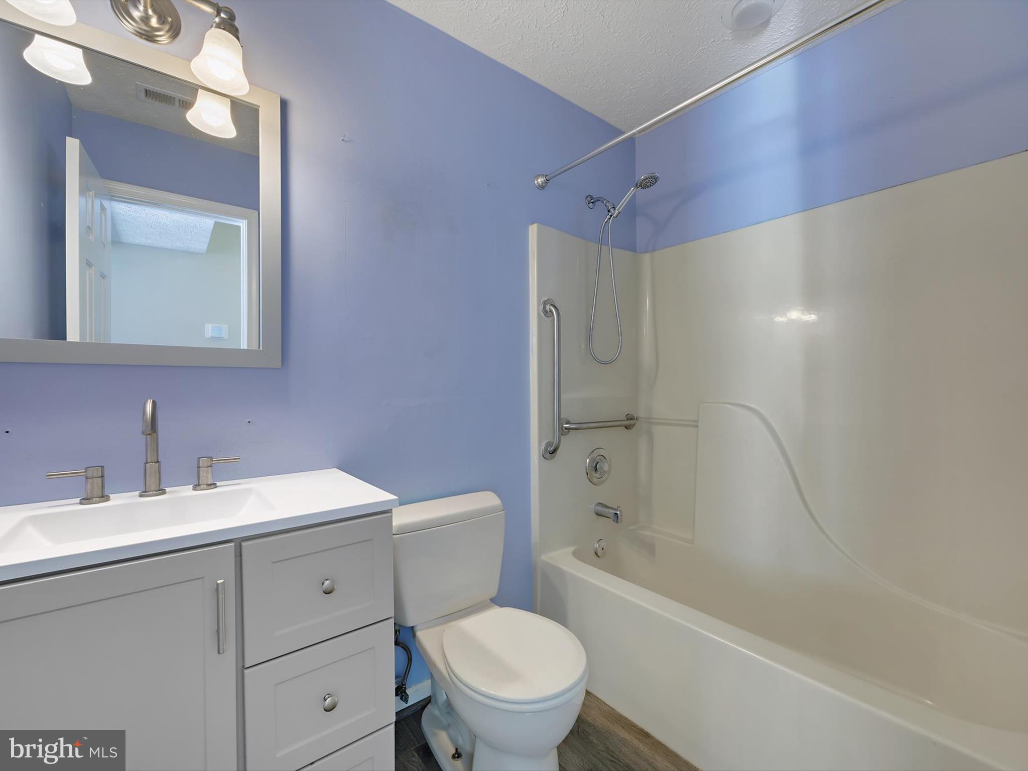 BOUNDARY CREEK - Residential