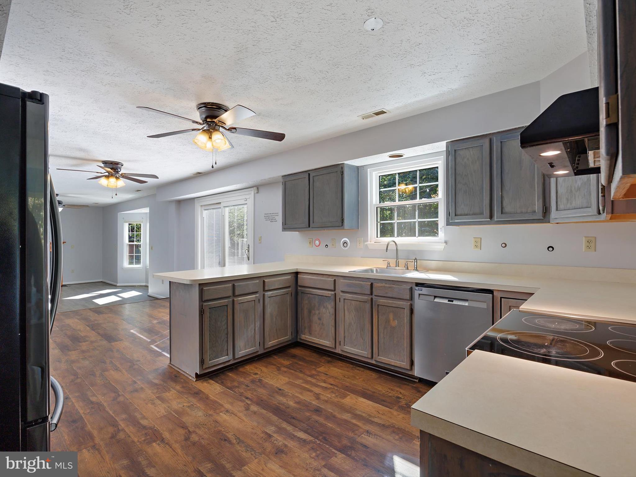 BOUNDARY CREEK - Residential