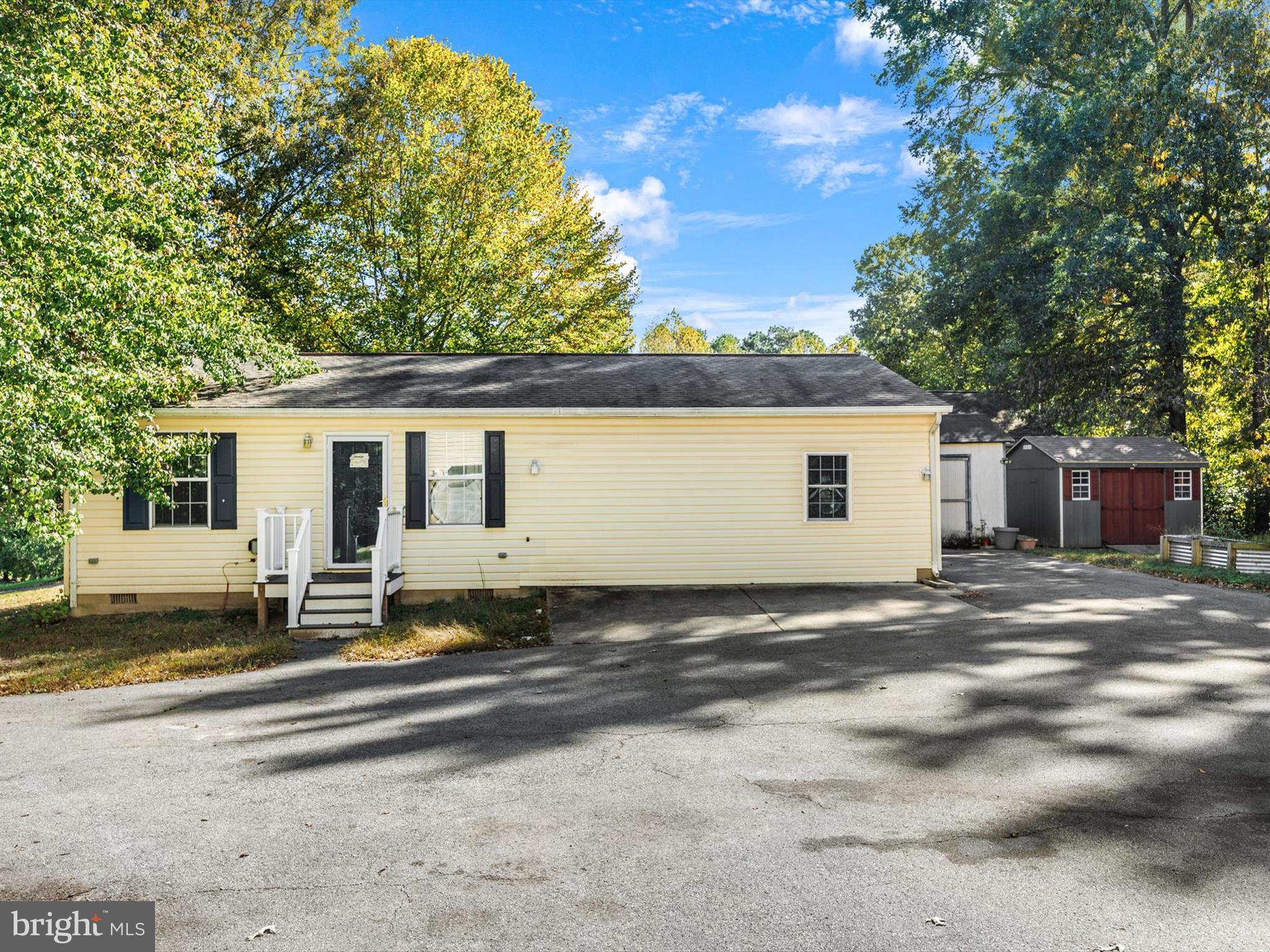 BOUNDARY CREEK - Residential