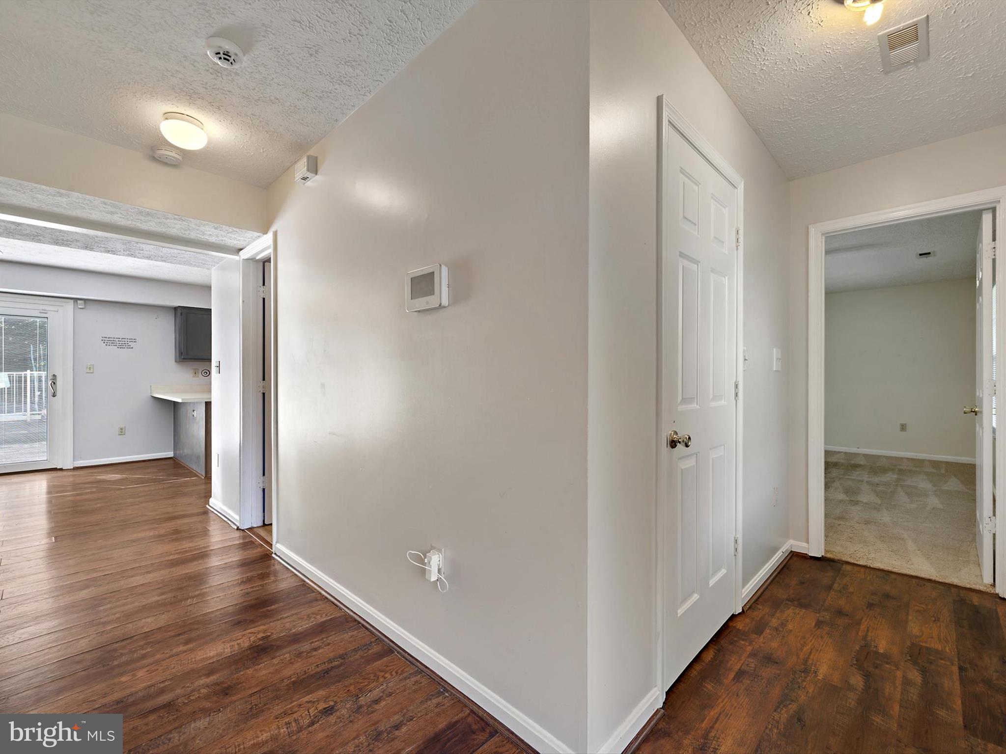 BOUNDARY CREEK - Residential