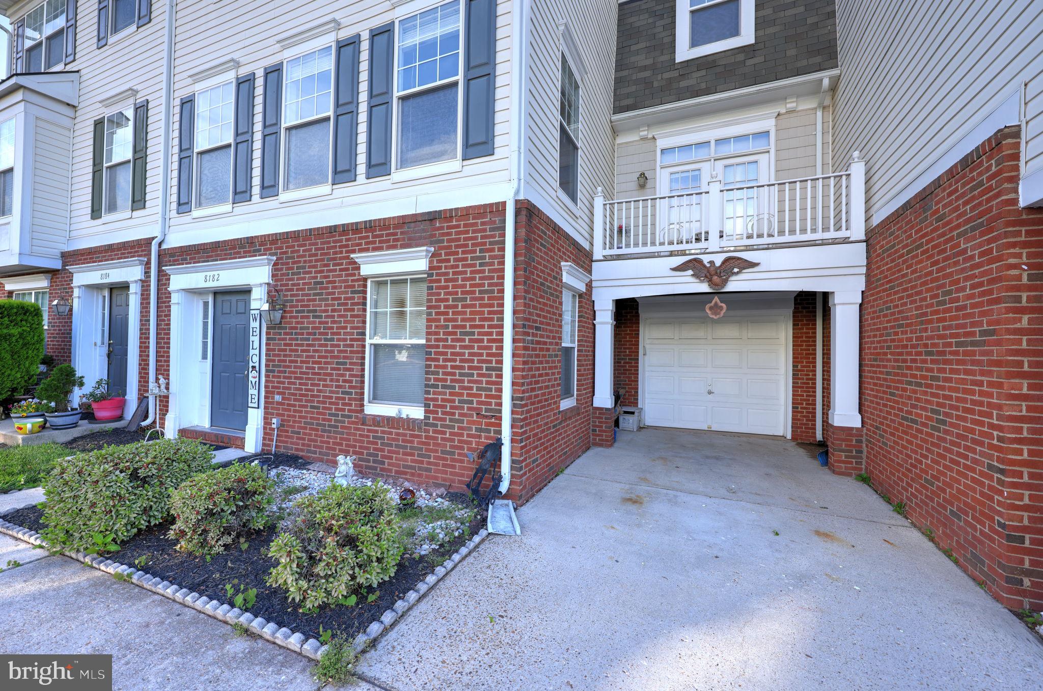 8182 COBBLE POND WAY