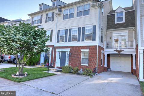 8182 COBBLE POND WAY MANASSAS VA 20111