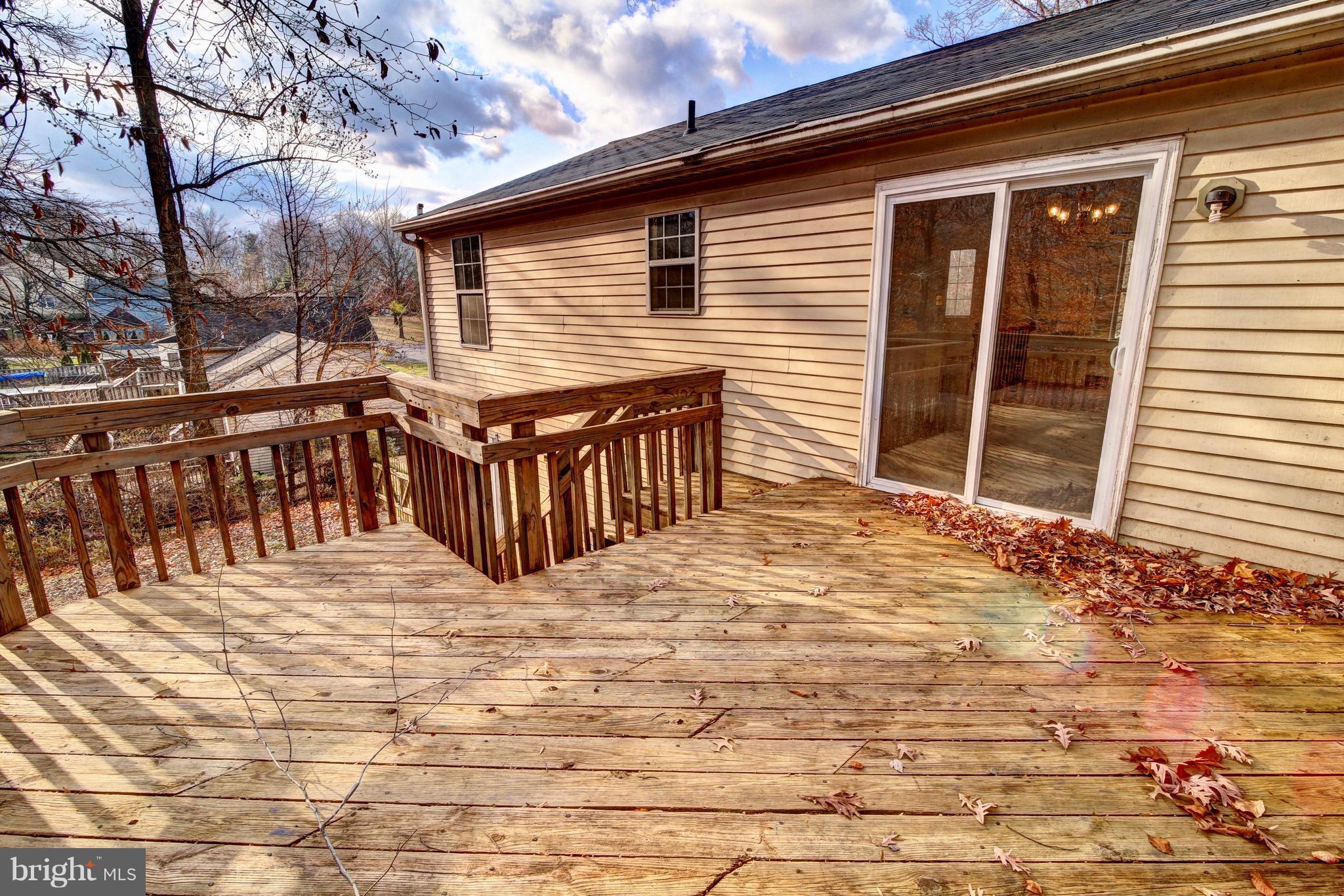 POTOMAC VILLAGE - Residential