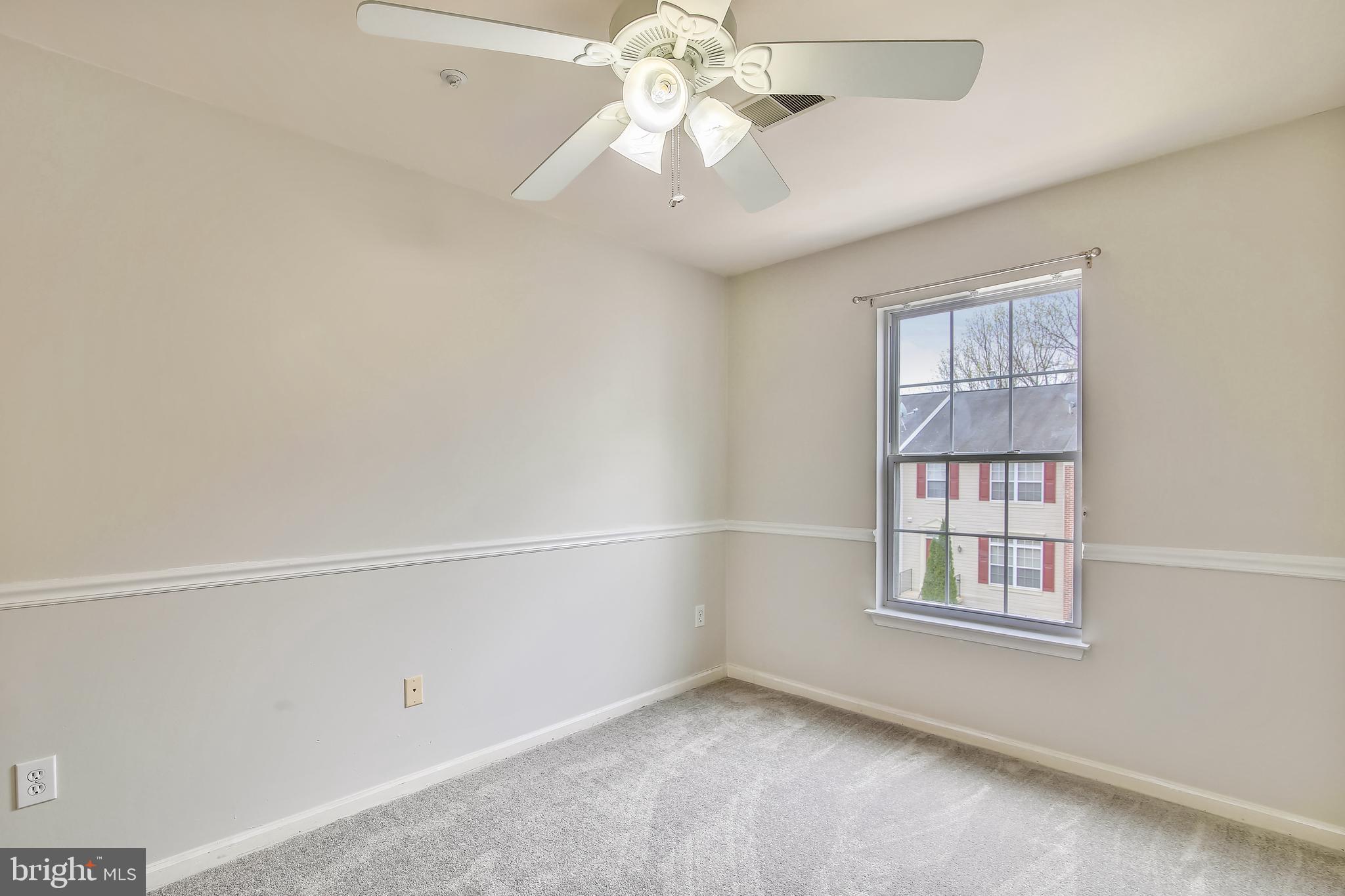 CLOVERLEAF - Residential