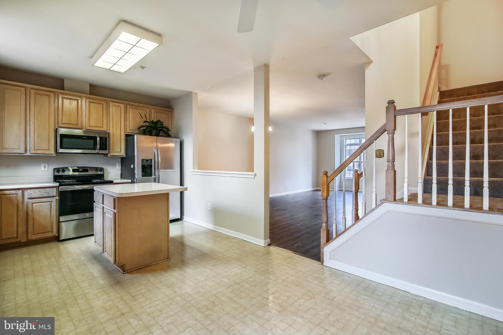CLOVERLEAF - Residential