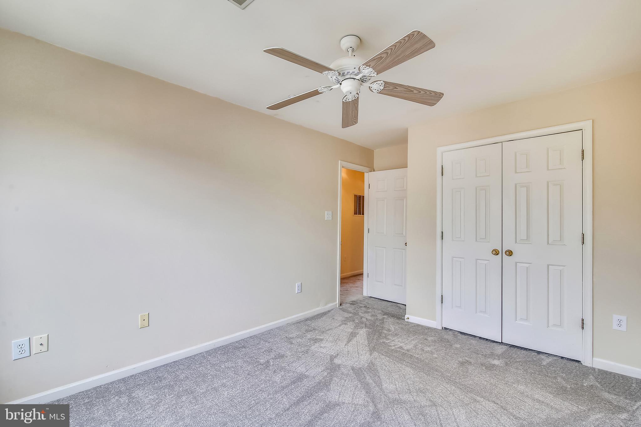 CLOVERLEAF - Residential