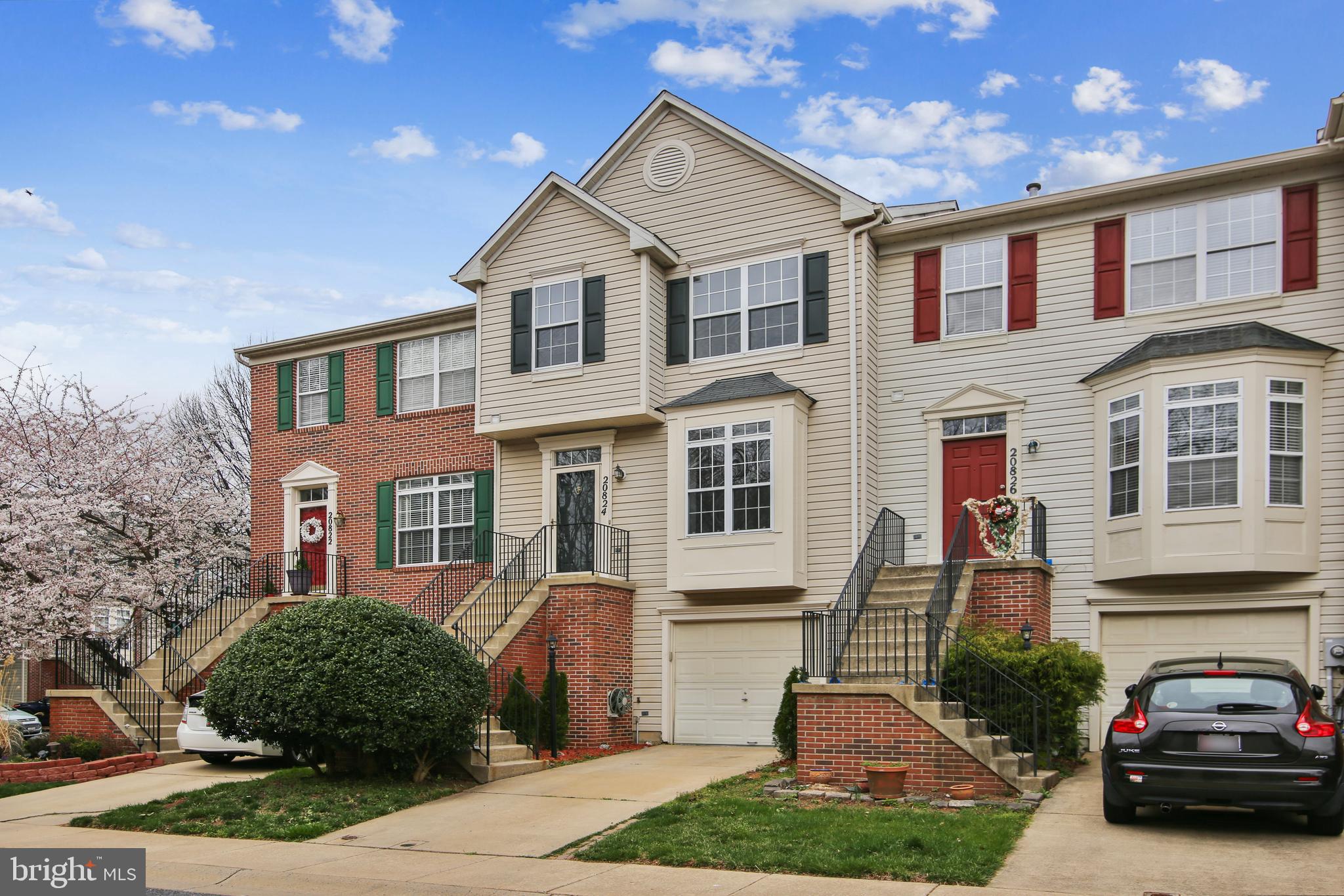 CLOVERLEAF - Residential