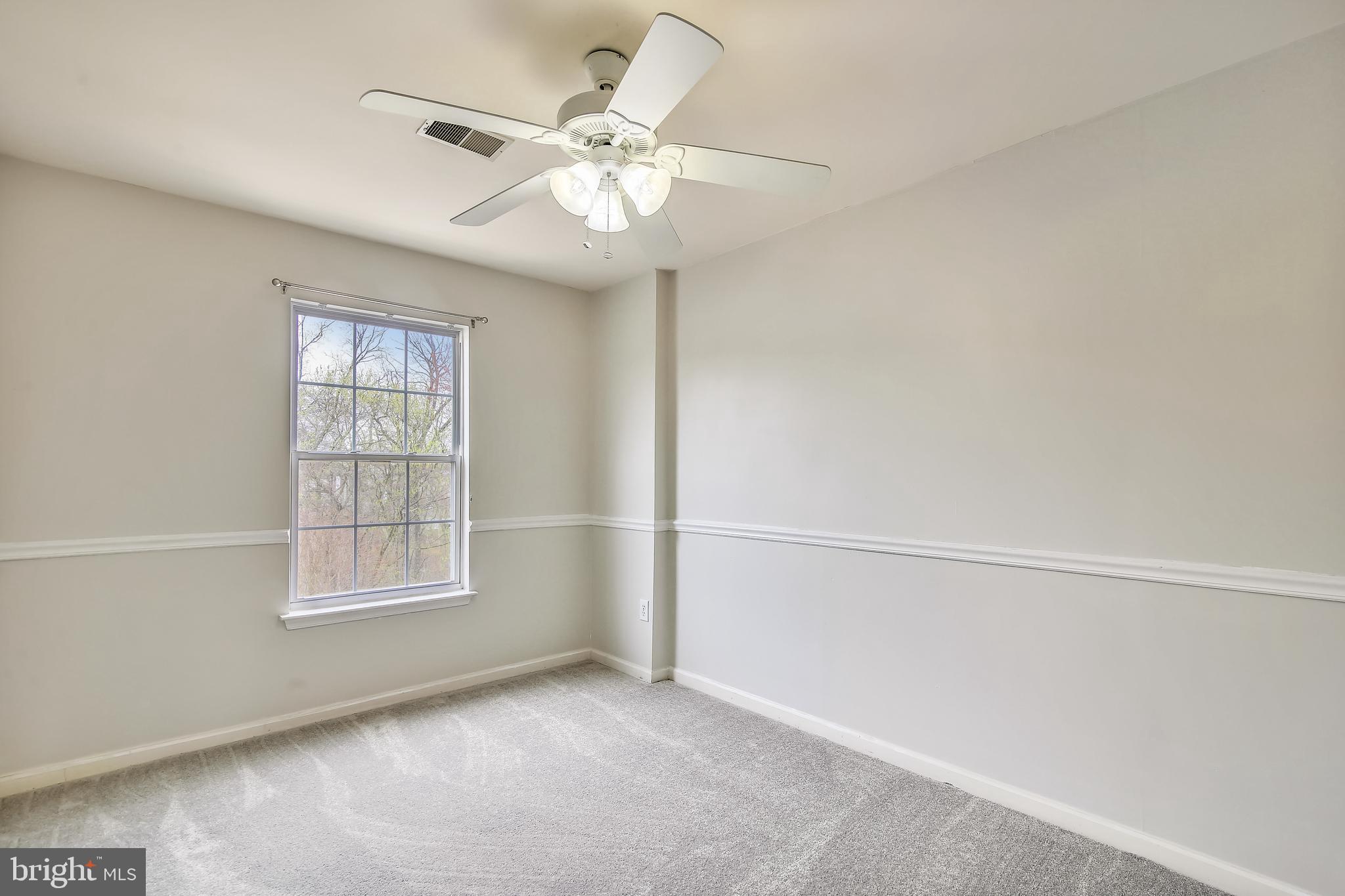 CLOVERLEAF - Residential