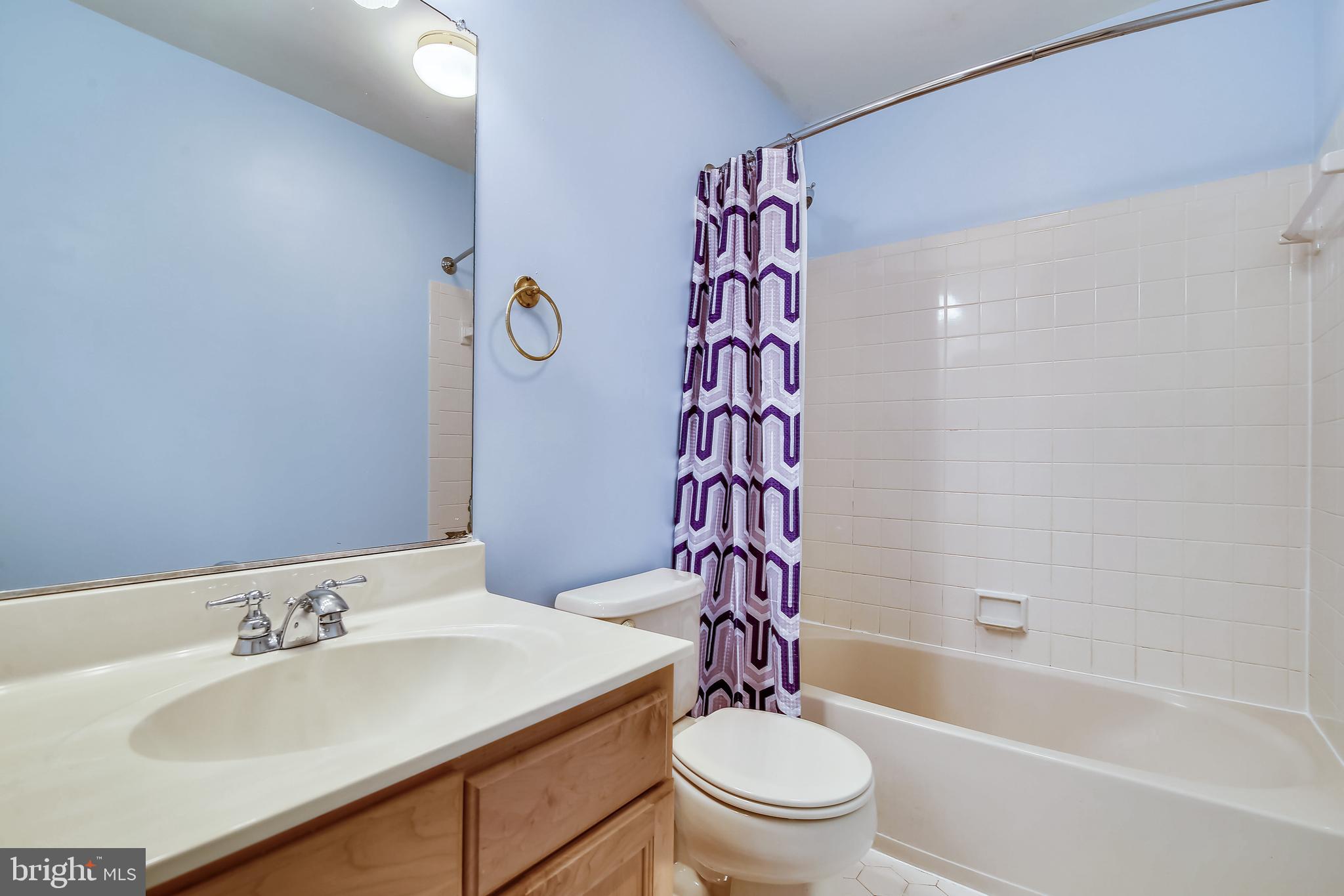 CLOVERLEAF - Residential