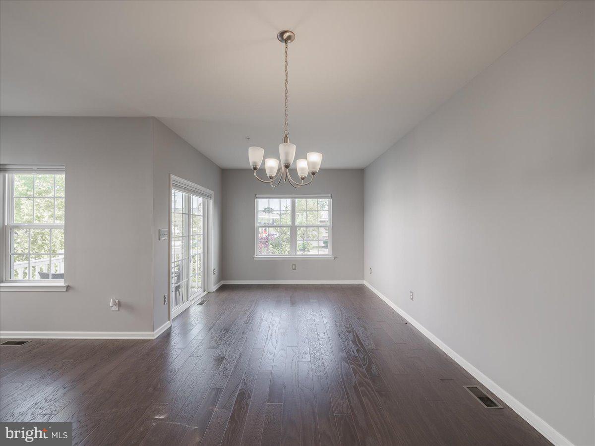 HIGHGROVE MANOR - Residential Lease