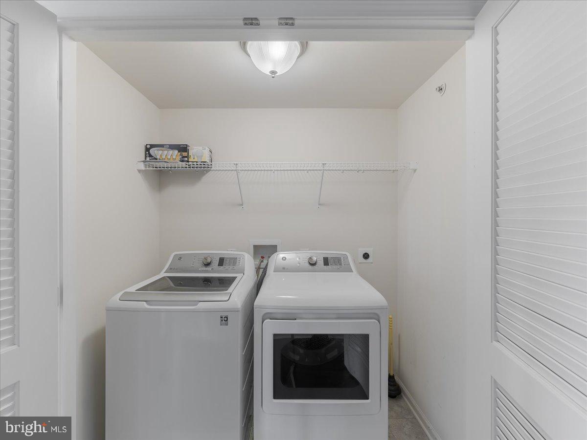 HIGHGROVE MANOR - Residential Lease