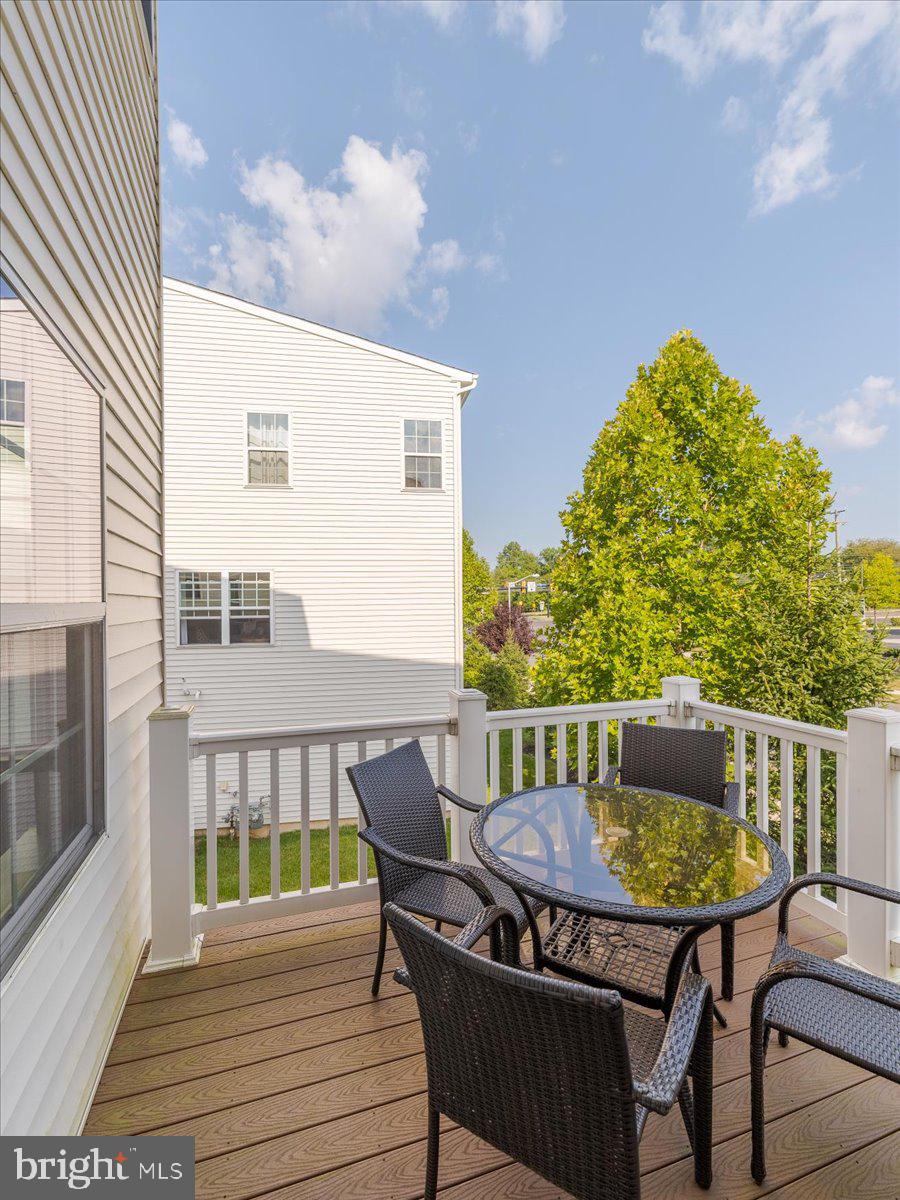 HIGHGROVE MANOR - Residential Lease