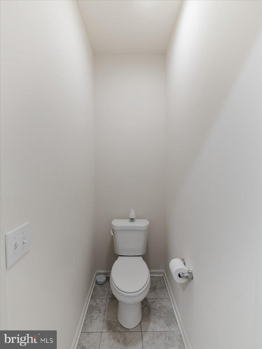 HIGHGROVE MANOR - Residential Lease