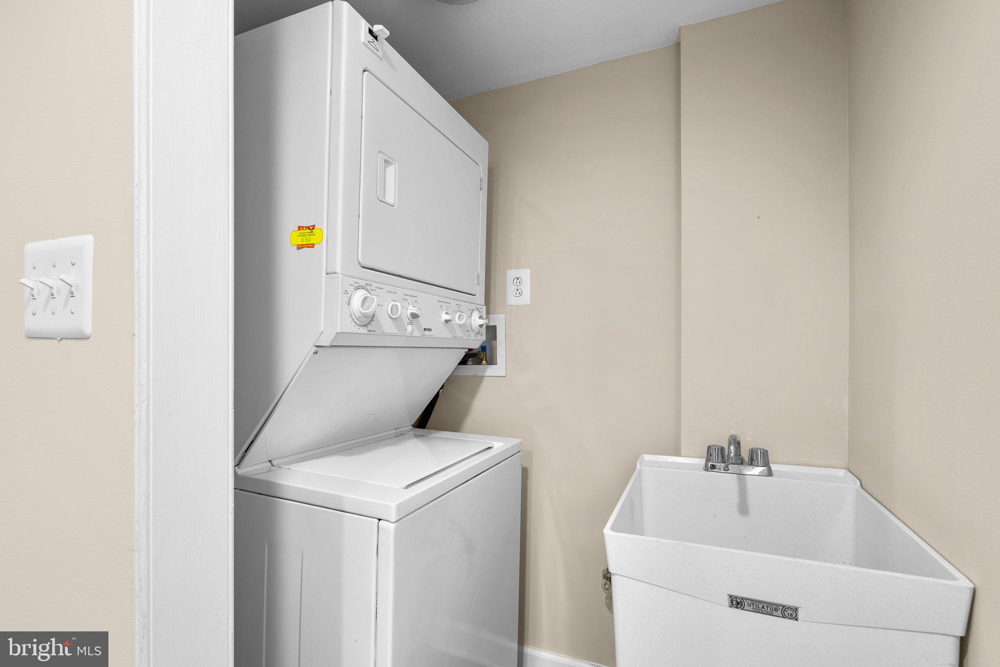 FOREST GROVE - Residential Lease