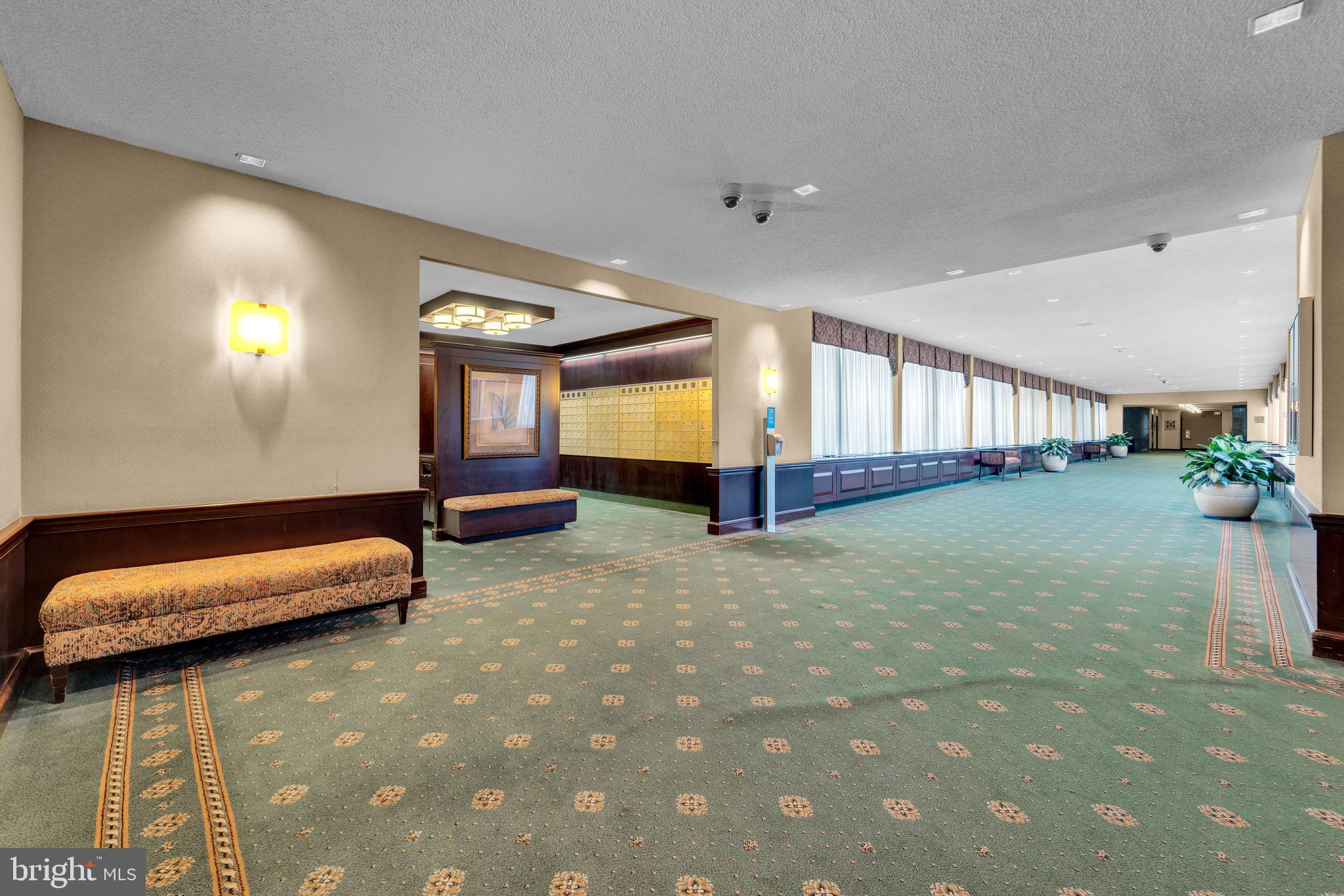 SKYLINE SQUARE CONDO - Residential