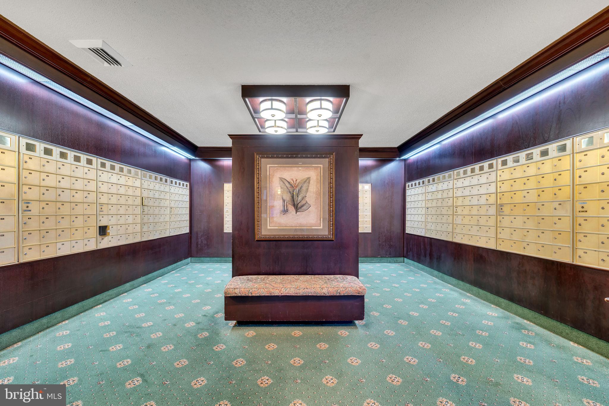 SKYLINE SQUARE CONDO - Residential