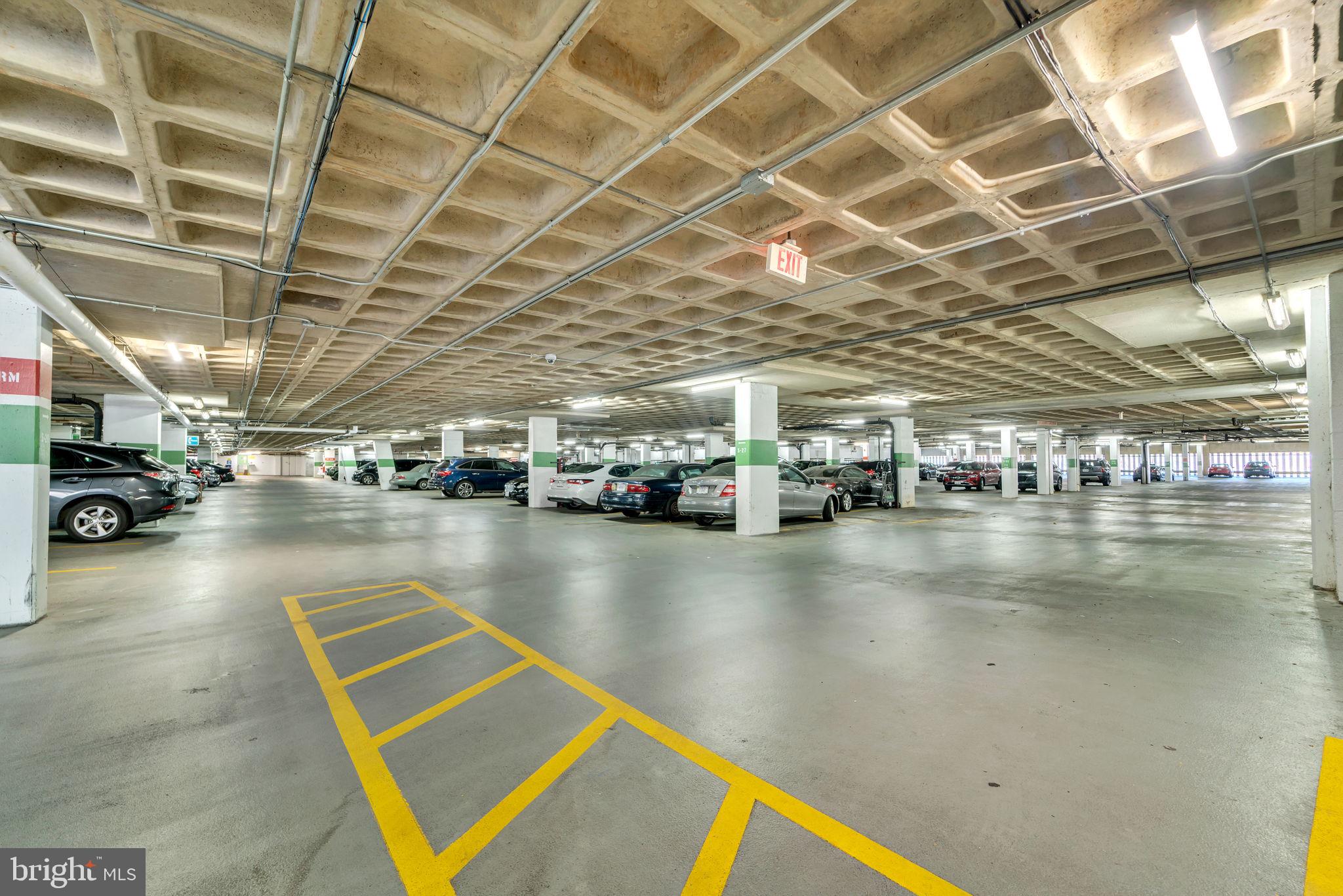 SKYLINE SQUARE CONDO - Residential