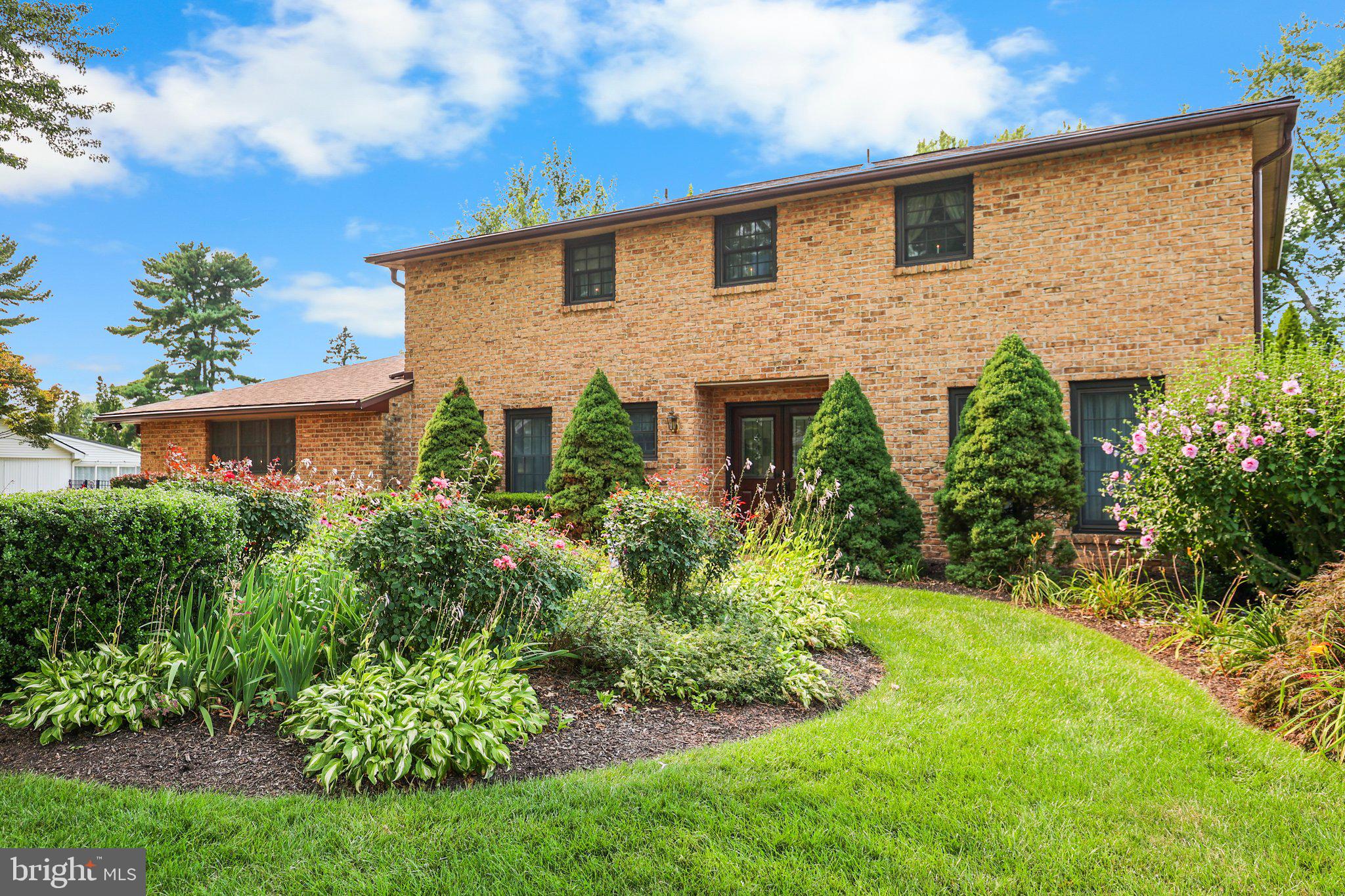 995 DETWILER DRIVE
